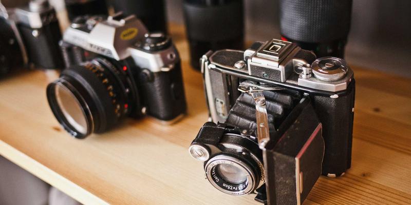 网站建设与品牌一致性：主线网络如何通过SEO优化将VI系统融入数字触点